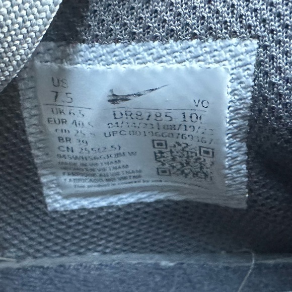 NIKE Ja Morant White and Gray Sneakers with Orange Accent Men’s Size 7.5 - Picture 3 of 13